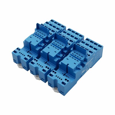 Finder 94.54 2 x 10A 300VAC 4 x 7A 300VAC Relaissockel / Rel