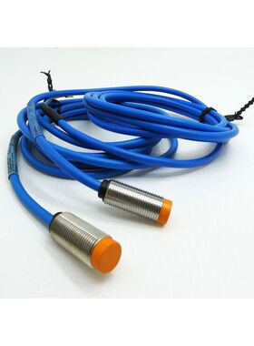 2x ifm electronic NF5004 Induktiver Sensor -used-