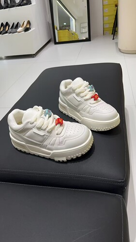 0001-K厚底面包小白鞋女2025春季新款百搭轻便丑萌运动休闲板鞋