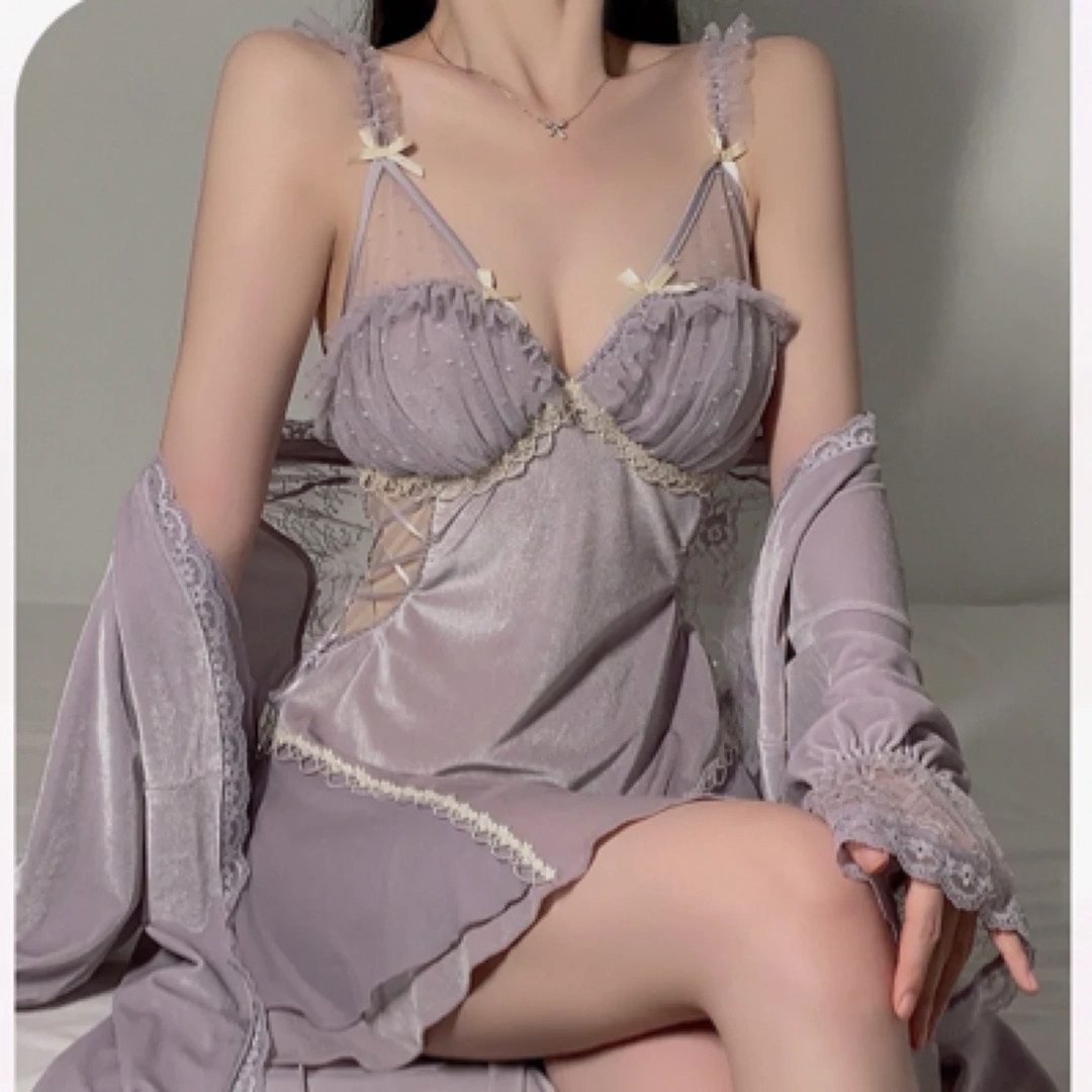 奶呼呼韩国绒带胸垫吊带睡裙女秋冬季家居服性感修身显瘦睡裙短裙