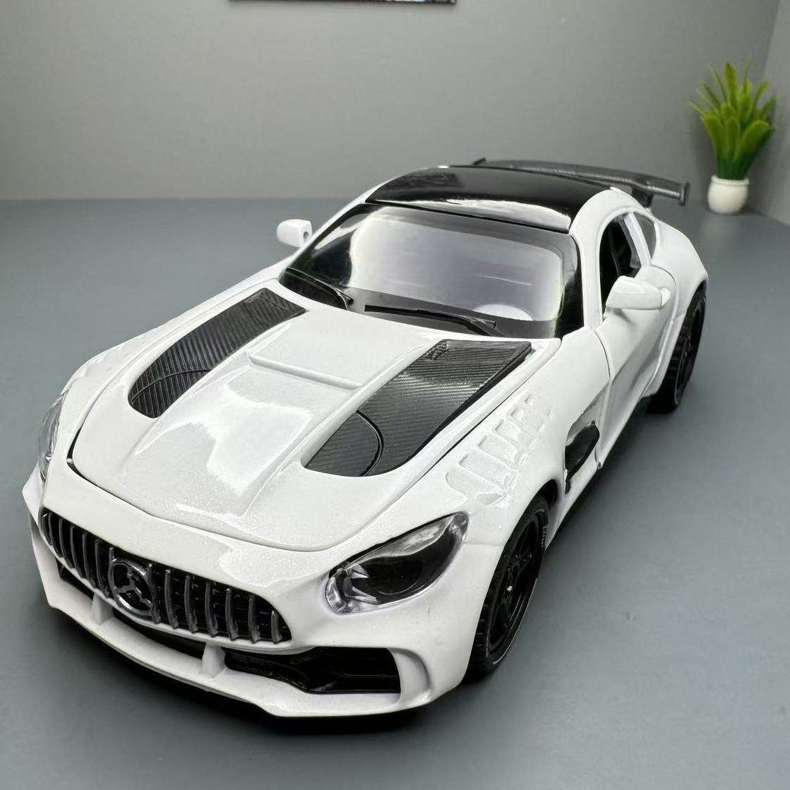 奔驰AMG1:32合金车模仿真回力玩具车男孩大号惯性模型玩具车