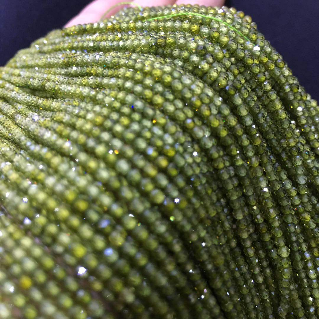 天然绿色锆石2mm切角刻面珠 球面体 天然绿色散珠 半成品diy