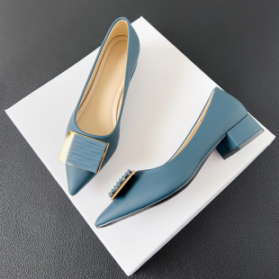 方扣粗跟单鞋 尖头豆豆鞋 女软皮四季 百搭飘鞋 女 平底鞋 2025春秋新款