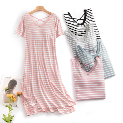 Striped short-sleeve over-the-knee nightdress 条纹短袖过膝裙