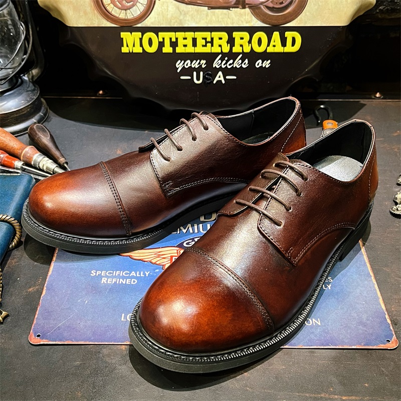 商务休闲德比皮鞋复古软皮三接头