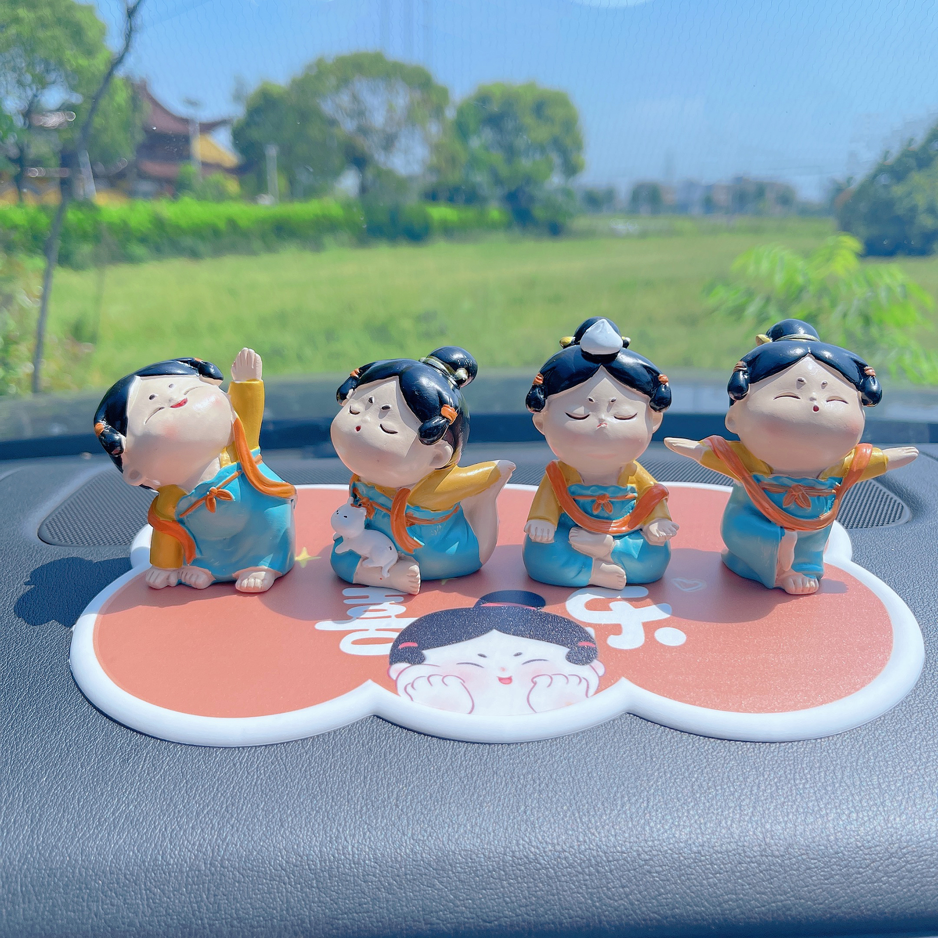 大唐淑女治愈汽车摆件做瑜伽可爱车载中控台国风装饰摆台车用装饰