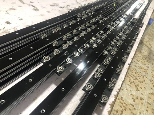 35宽双轴心OSGR35-4高档静音家私厨具珠宝专柜展柜装饰路轨厂家
