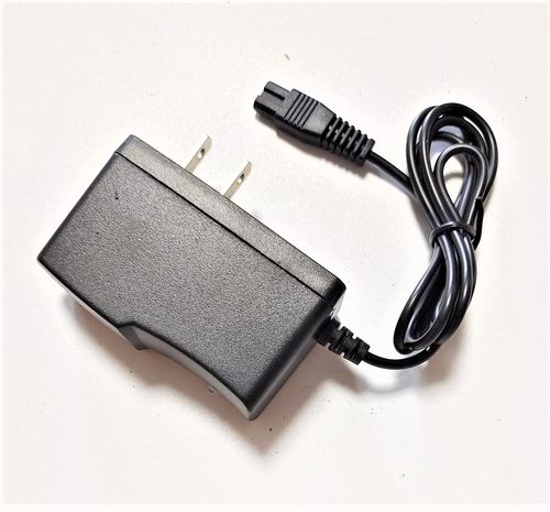 勤艺 9008 9018 9023头灯充电器 T6多用途强光手提灯手电充电器线