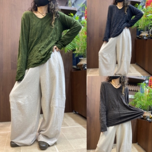 宽松褶皱纹理设计感长袖T恤女V领拼接净版炒色轻薄打底亲肤上衣
