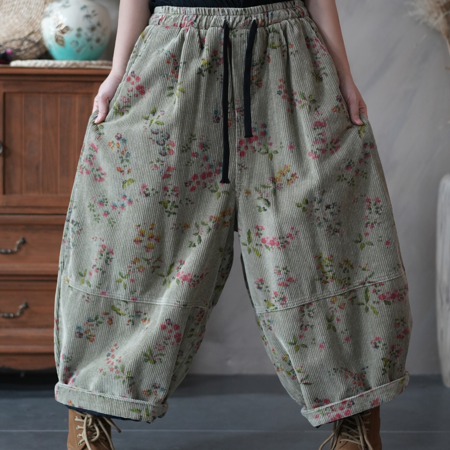 碎花印花灯芯绒哈伦裤女宽松显瘦松紧腰大码阔腿休闲裤