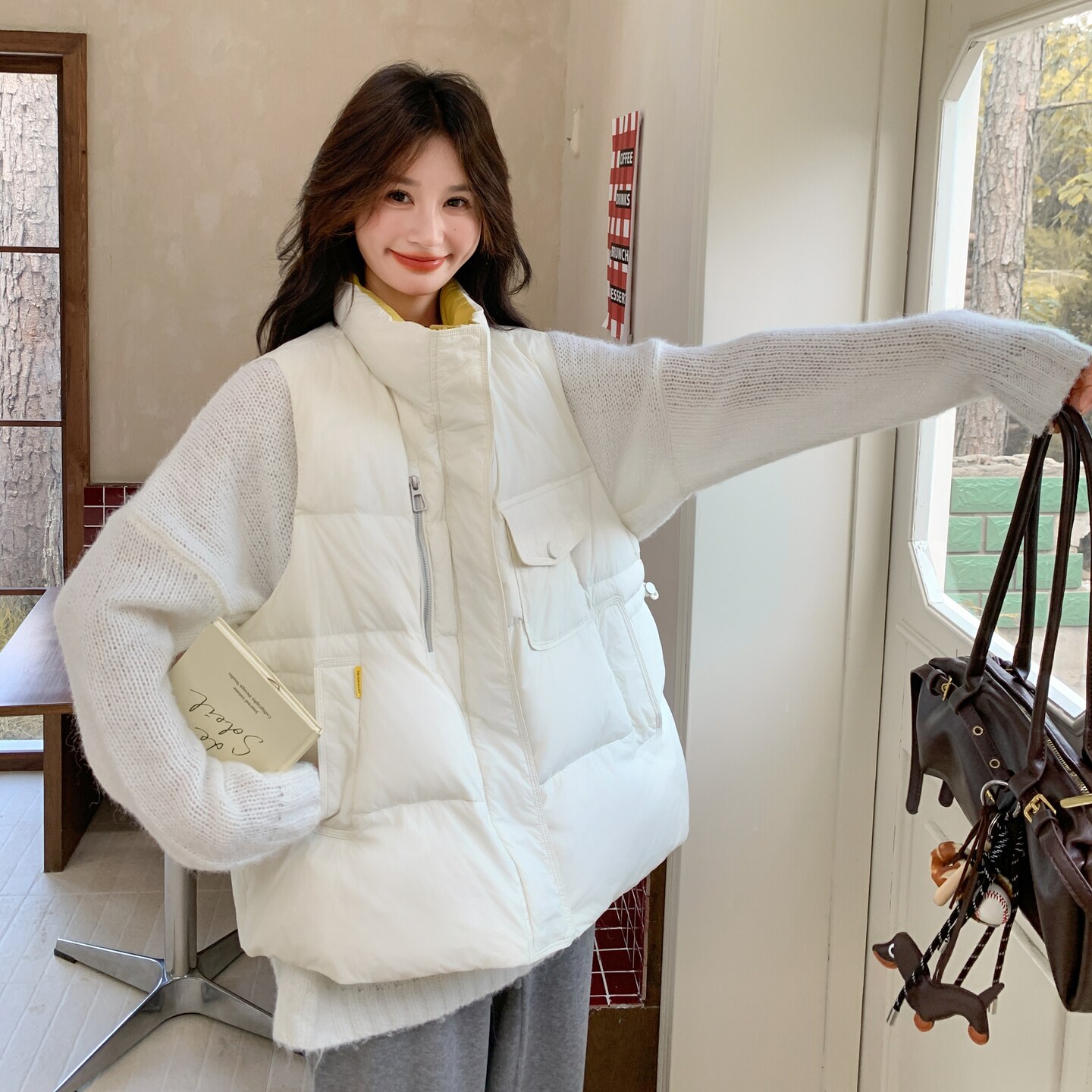2025冬季新款现货现货白色拼接羽绒马甲90绒#25183-P195-K288,女装马甲,唛多