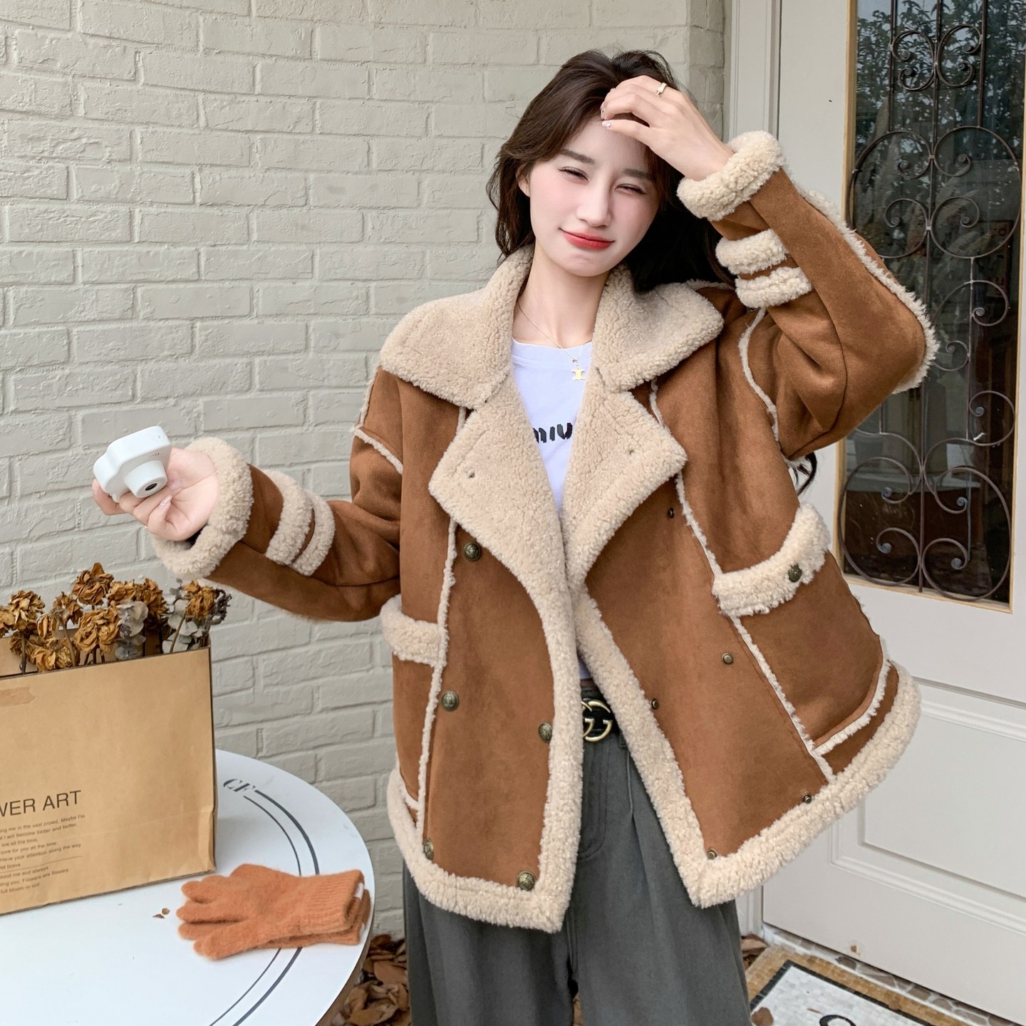2025冬季新款现货百搭美拉德系咖色皮毛一体外套#25180-P185-K278，女装皮草，唛多