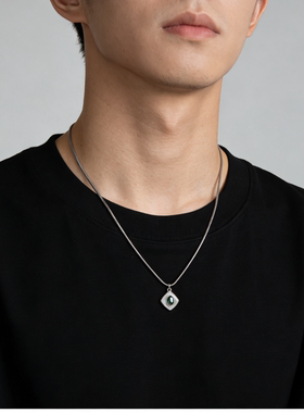 男生穿搭推荐小方块项链