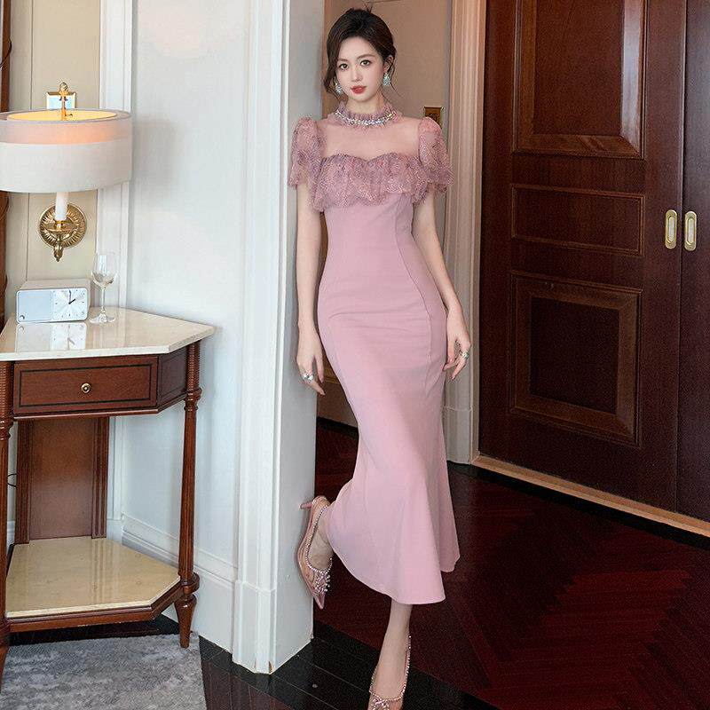 粉色晚礼服女2026新款高级感轻奢小众圆领镶钻甜美气质鱼尾连衣裙