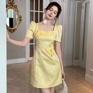 绝美气质漂亮连衣裙女2026新款立体蝴蝶收腰显瘦夏日氛围感小裙子
