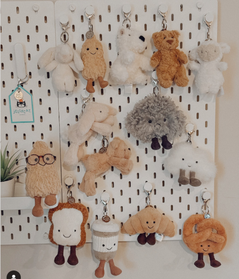 全新正品Jellycat钥匙扣棉花糖太阳花碱水结牛角包包挂件双旦礼物图片