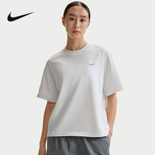 NIKE耐克女T恤夏季新款背部图案休闲宽松短袖针织衫 IR7589-121
