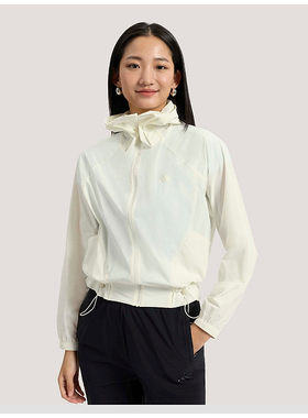 adidas阿迪达斯凉感早春连帽薄外套女短款轻感时尚梭织夹克KH2713