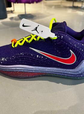 NIKE耐克男鞋GIANNIS FREAK字母哥圣诞节实战篮球鞋 IH1939-500