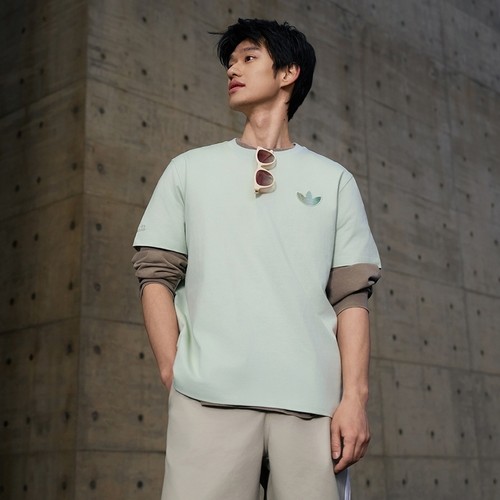 Adidas阿迪达斯三叶草男女经典大LOGO纯棉短袖T恤IK8682IK8683