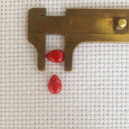 水滴红宝石s、h裸石戒面7X10梨形