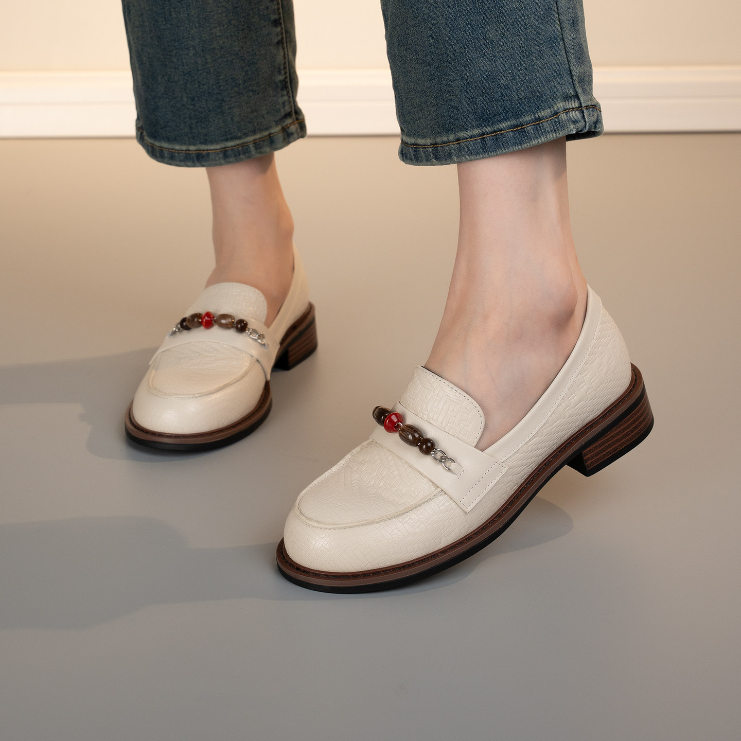 头层羊皮串珠深口单鞋圆头粗跟法式复古一脚蹬时尚百搭2026春季,女鞋,深口单鞋,淘宝优惠券,粉丝福利购,淘宝优惠卷