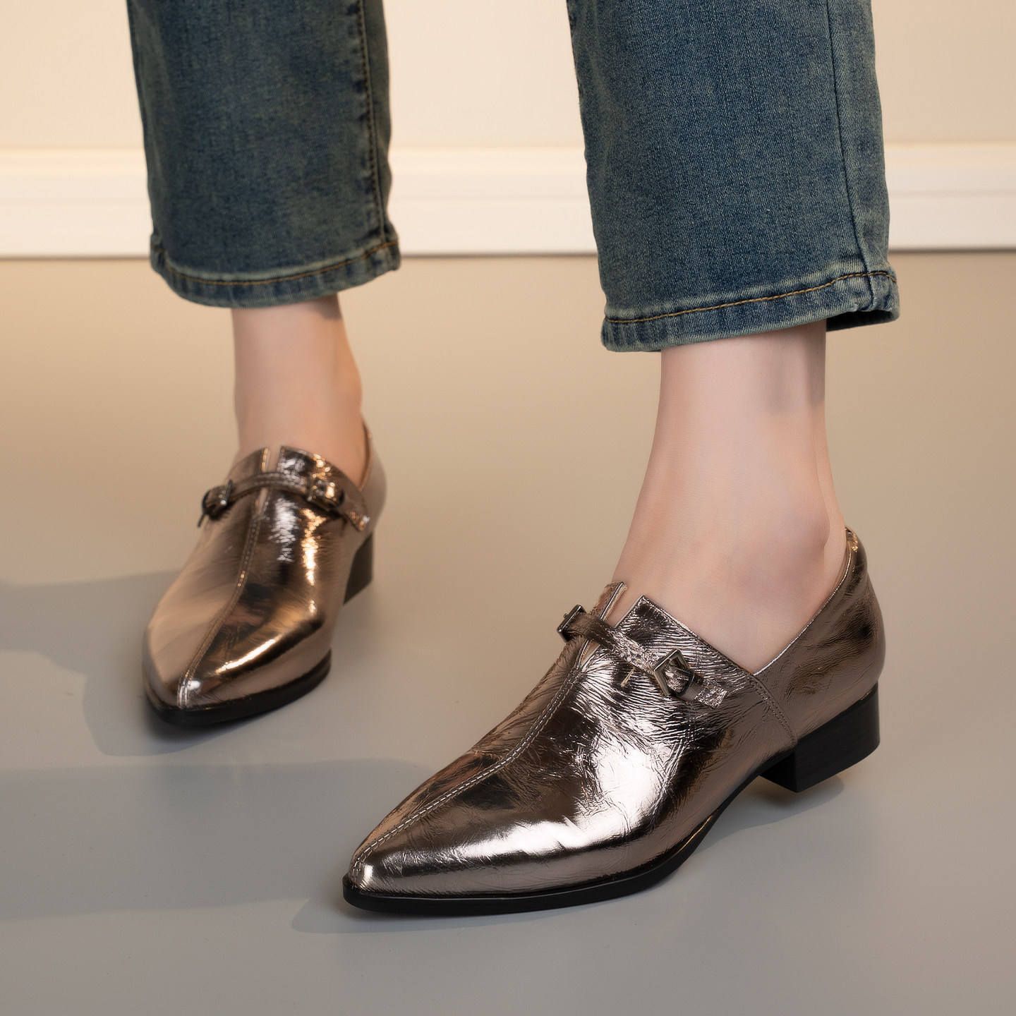 头层羊皮深口单鞋英伦低跟尖头一脚蹬时尚复古风百搭潮流通勤鞋,女鞋,深口单鞋,淘宝优惠券,粉丝福利购,淘宝优惠卷