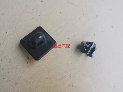 适用奇瑞艾瑞泽5凯翼C3R瑞虎3X/7机盖撑杆卡扣固定引擎盖支架卡子