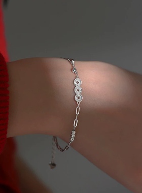 925纯银铜钱手链女生ins小众设计高级感2025新款潮冷淡风简约手饰