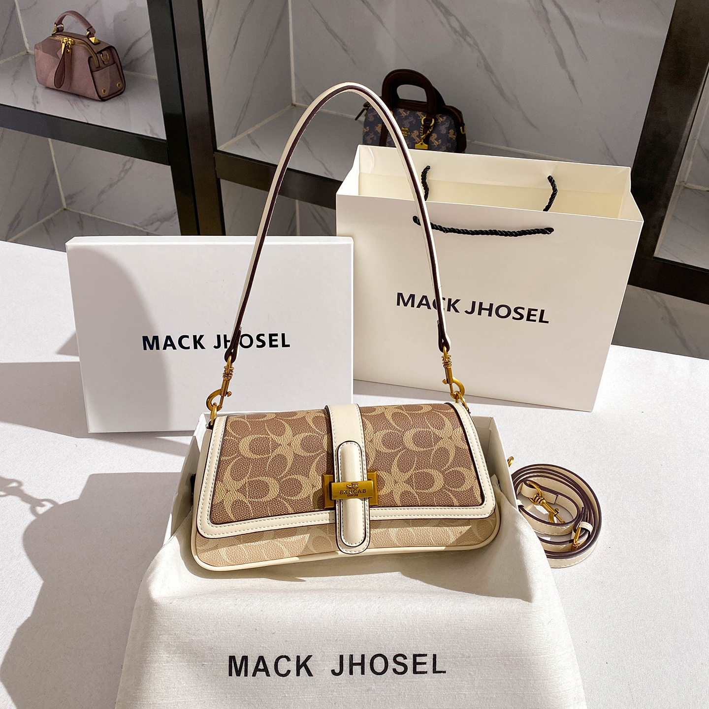 时尚小众洋气印花法棍包