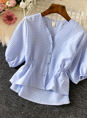 夏装2023新款淑女气质泡泡袖V领红色上衣时尚修身高档格子小衫潮