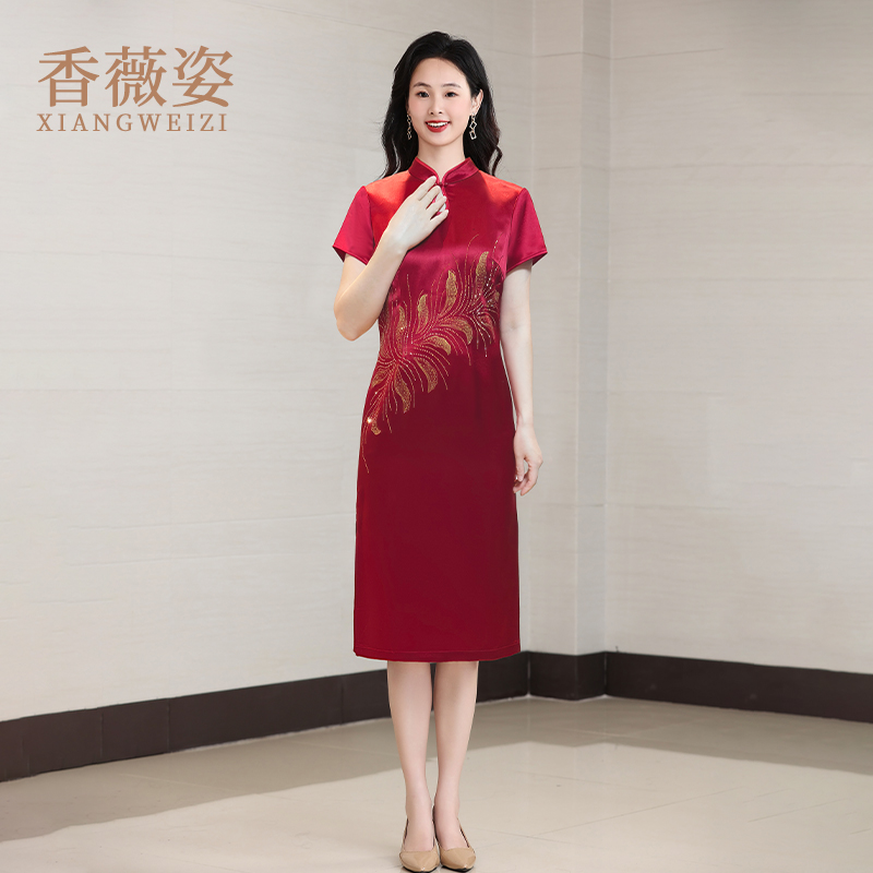 夏季红色旗袍女新中式2025新款高端大气上档次喜婆婆妈妈婚宴礼服