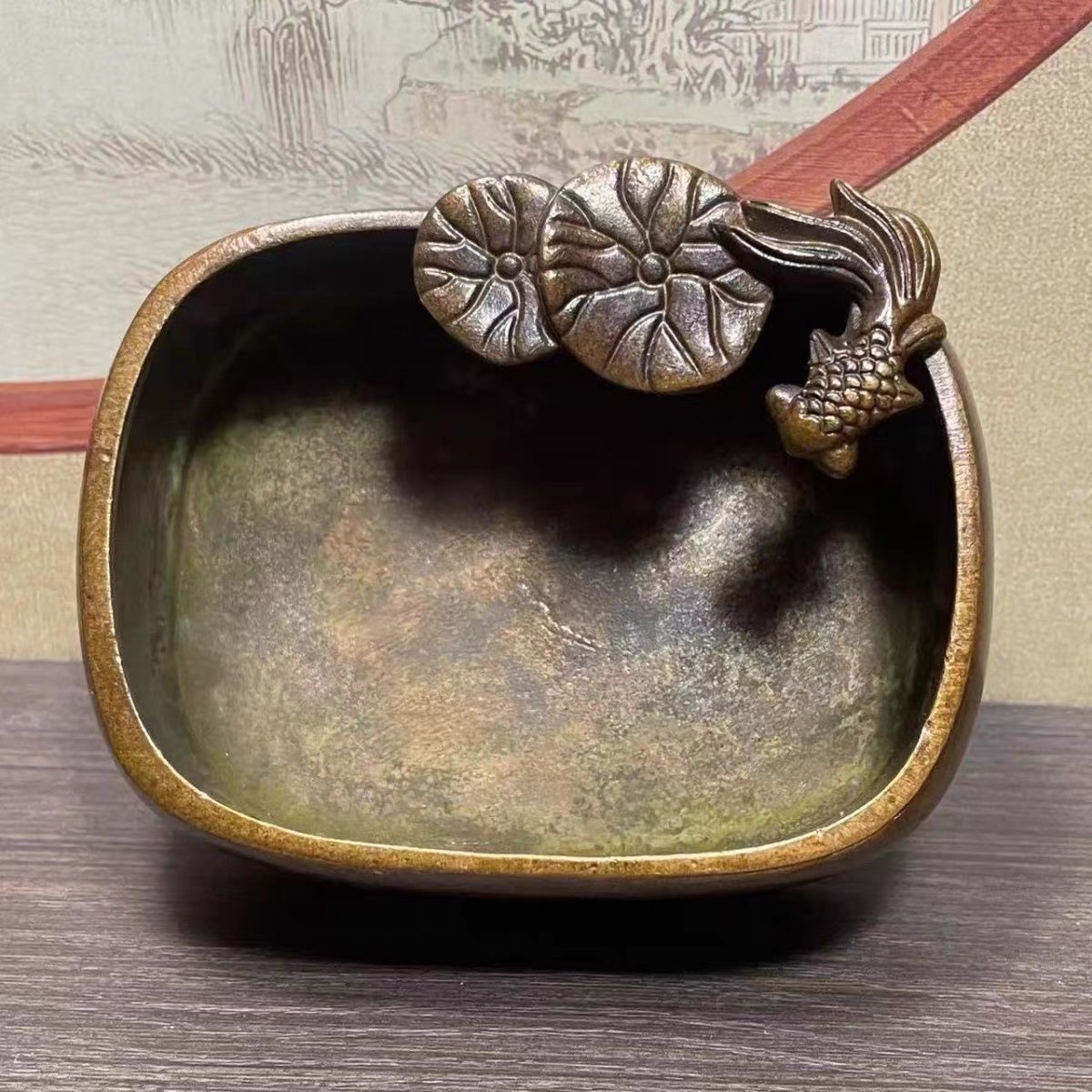 仿古中式仿紫铜连年有余文房荷叶金鱼笔洗客厅烟灰缸双鱼桌面摆件