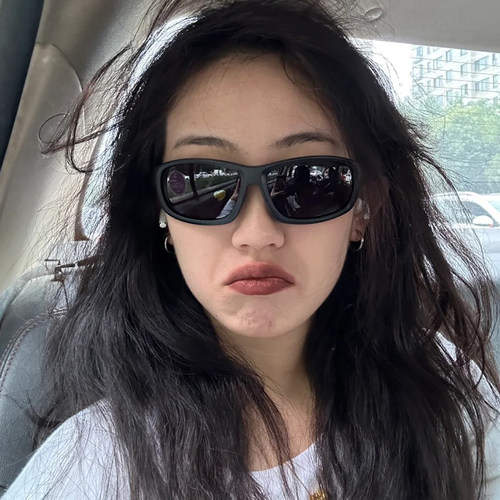 韩版骑行墨镜男女款潮弧形街拍百搭赛博朋克遮阳未来高级感太阳镜