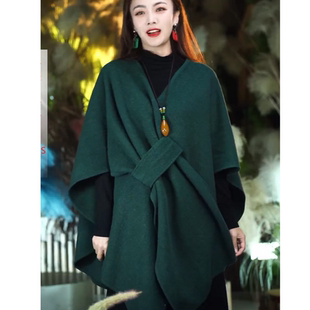秋冬时尚新款欧美风披肩外搭气质保暖百搭中长款宽松大码斗篷外套