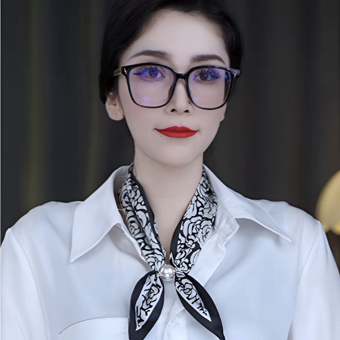 【冰丝缎珠珠蝴蝶结小丝巾】时尚百搭吸扣丝巾懒人围巾气质时尚潮