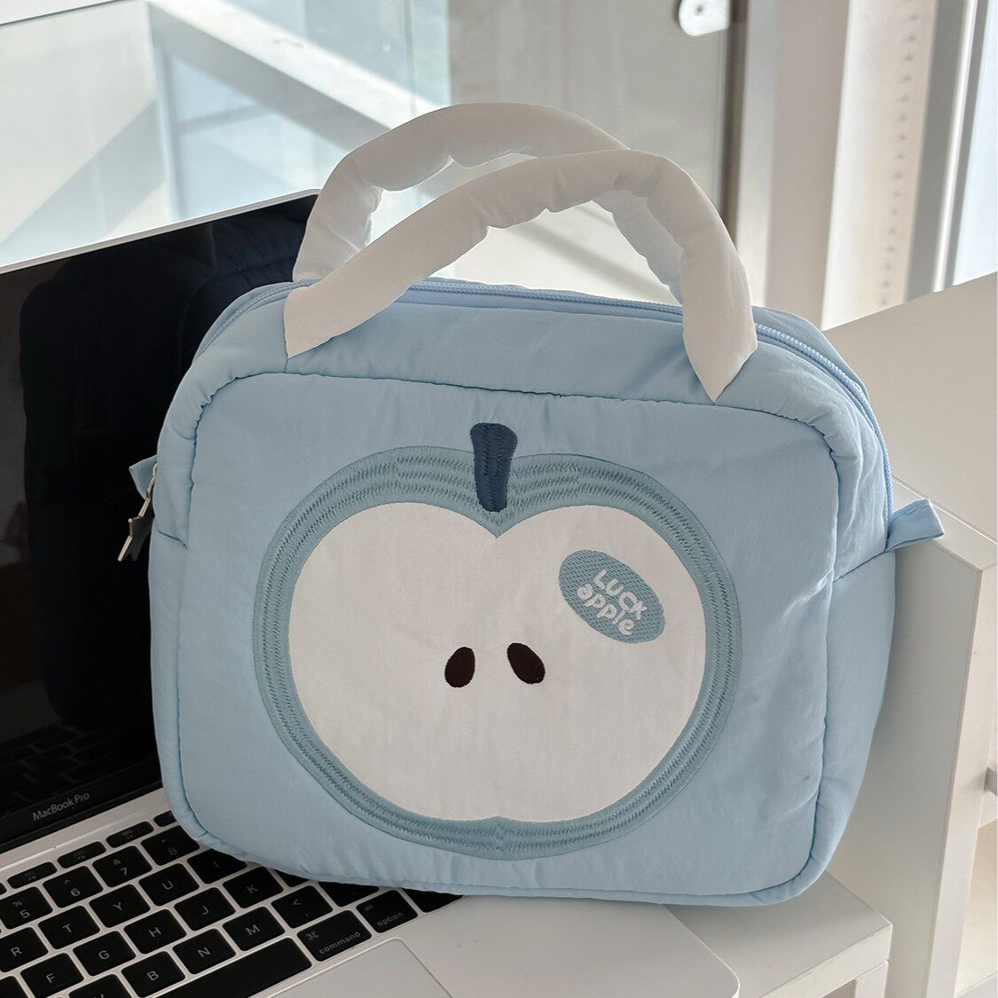 可爱苹果化妆包女便携大容量旅行手提杂物护肤品收纳包分层洗漱包