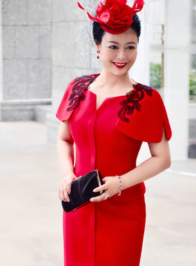正红色披肩袖连衣裙婚礼妈妈装礼服旗袍上海明星设计师高端定制