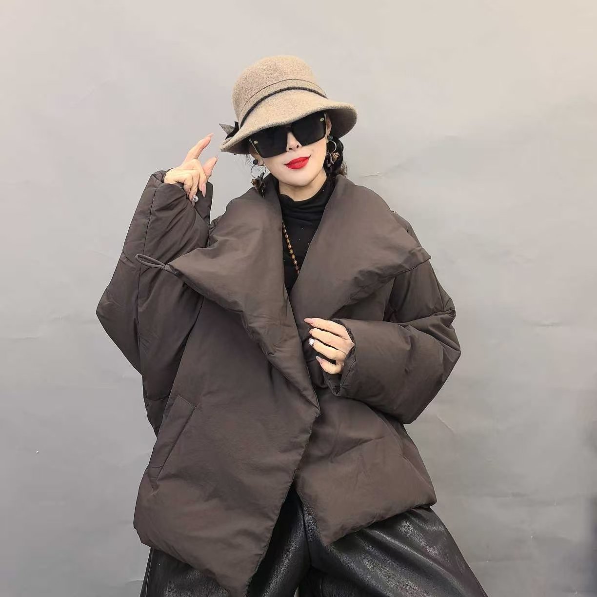 K42冬季厚款上新气质短款时尚女装高端休闲百搭羽绒服