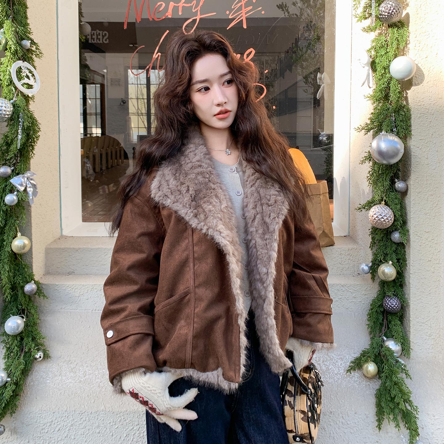 【首发现货】新国标90绒麂皮大毛领羽绒服 A11-P255-K348