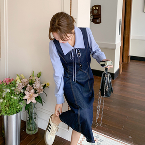 衬衫拼接假两件牛仔连衣裙女2025春季新款韩系气质收腰显瘦A字裙图片