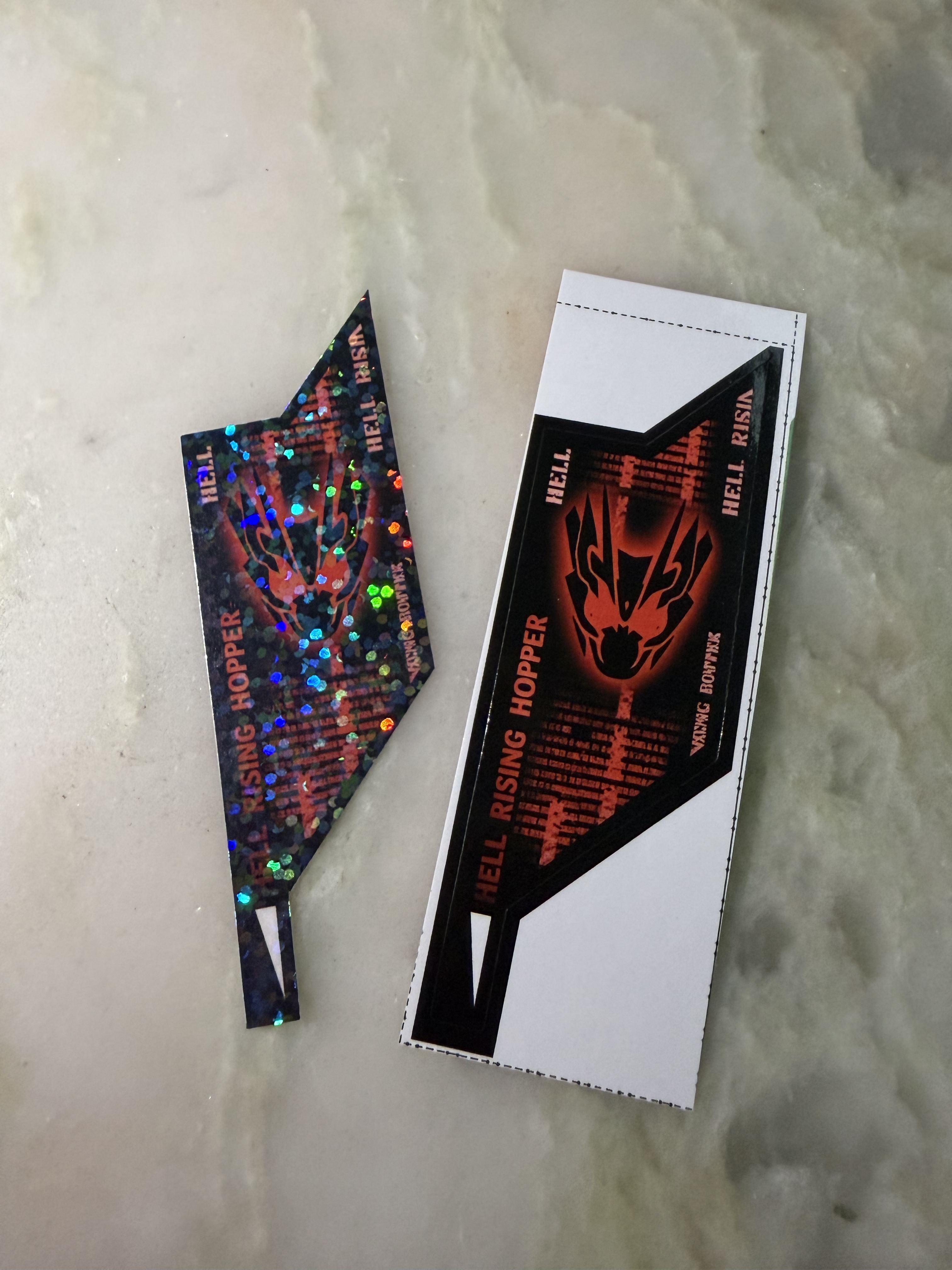 地狱蝗虫记忆体贴纸，闪贴图片