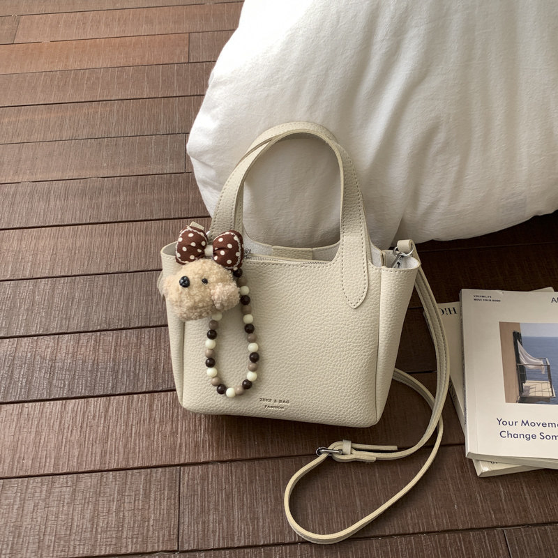 小众复古手提菜篮子包包女2026新款时尚百搭通勤水桶包单肩斜挎包,箱包皮具/热销女包/男包,水桶包,淘宝优惠券,粉丝福利购,淘宝优惠卷