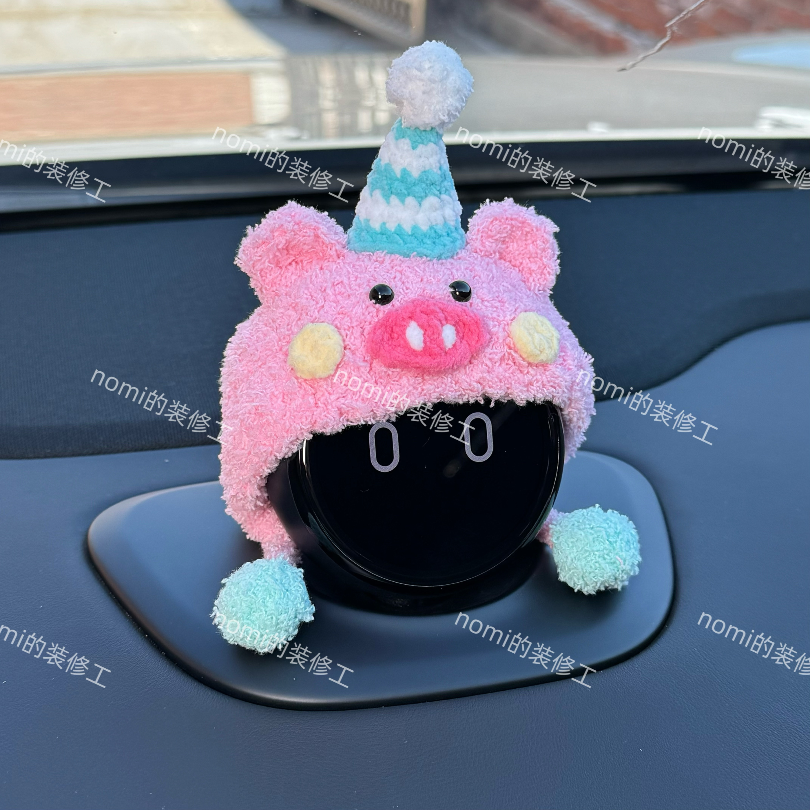 蔚来汽车nomi帽子装饰头盔 小猪 手作48小时内发货