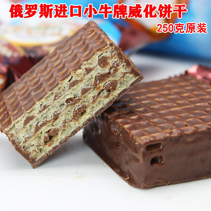俄罗斯进口小牛威化牛奶巧克力涂层威化饼干原装250g休闲零食