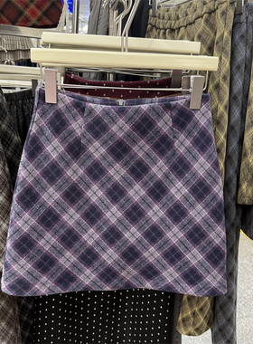 复古紫色格纹毛呢半身裙女2026秋冬新款高腰显瘦百搭A字包臀短裙