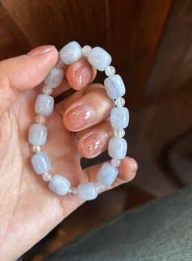 深海的温柔治愈汉白玉淡蓝色手串