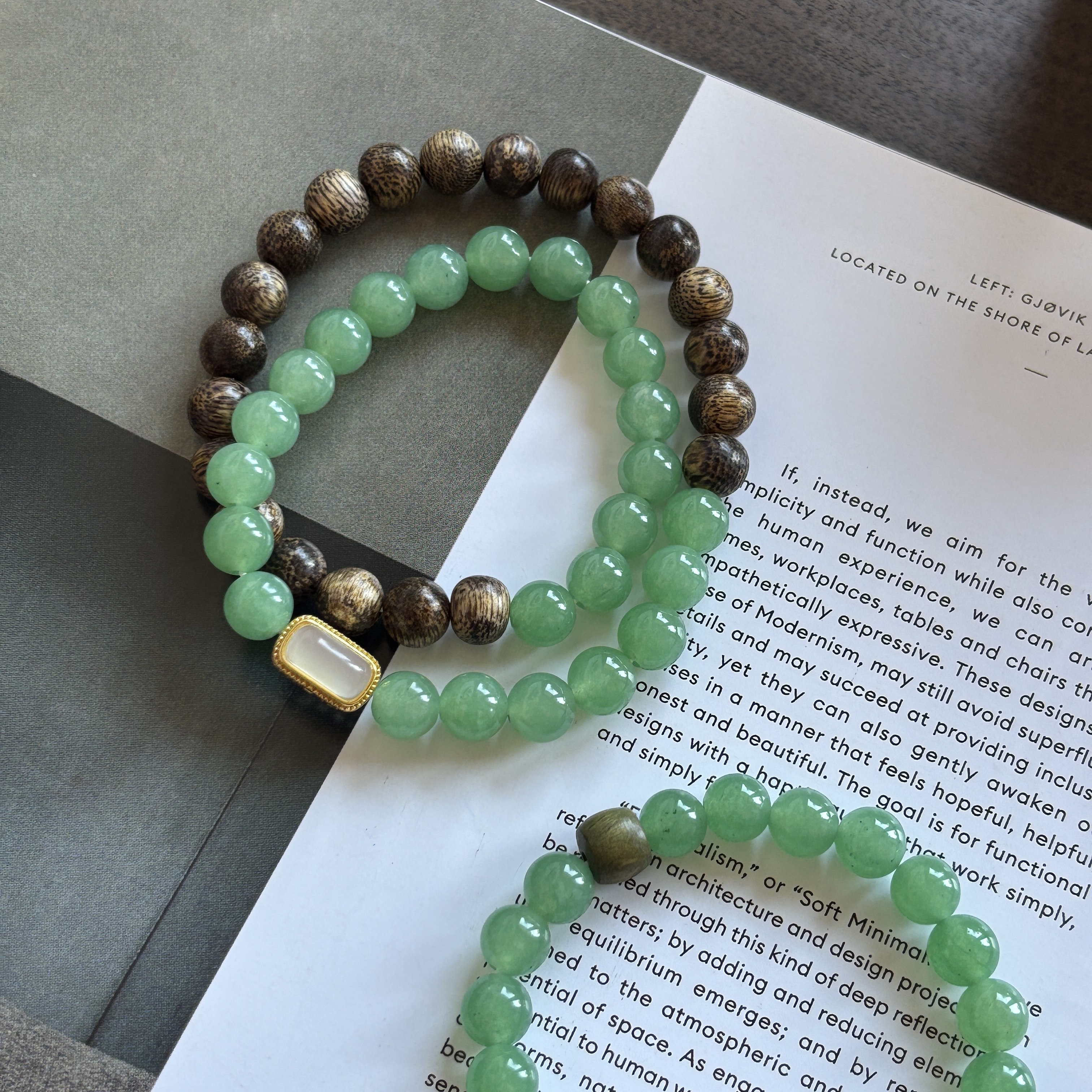 犹春于绿 原创自制天然绿东陵红玛瑙绿檀木新中式气质手链手串,饰品/流行首饰/时尚饰品新,手链,淘宝优惠券,粉丝福利购,淘宝优惠卷