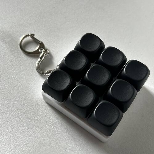 外贸试轴器按键减压玩具钥匙扣挂件指尖按压发光玩具指尖按键