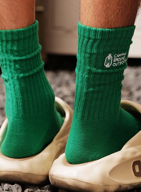 哈叔/HASU 绿色刺绣潮牌中筒袜男士街头个性潮袜日系小众长袜棉袜